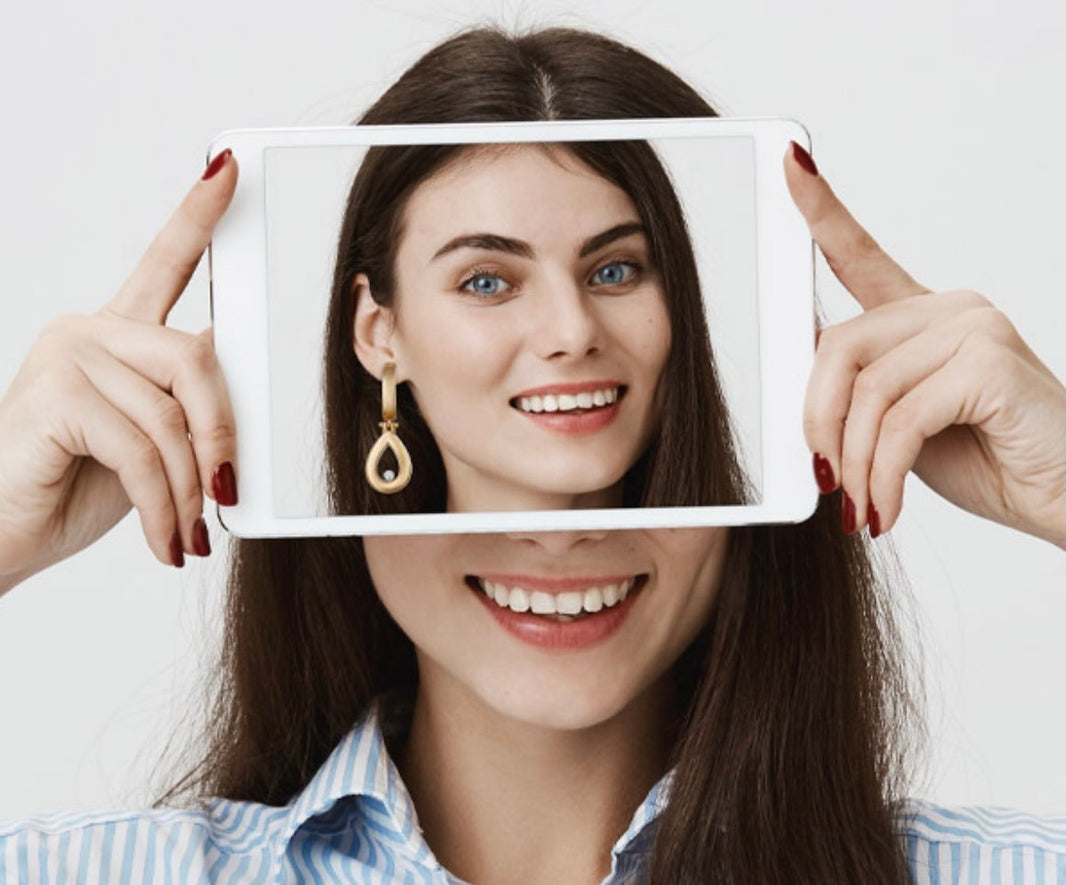 How Jewelers Can Sell More Fine Jewelry Online