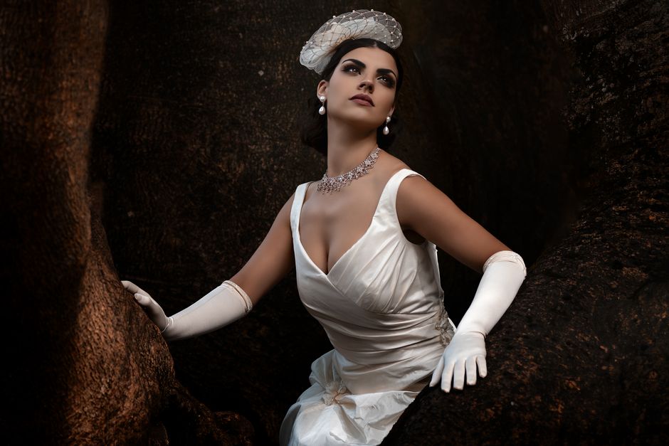A Comprehensive Guide to Jewelry Ad Inspiration & Trends