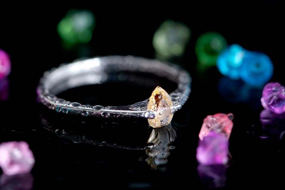 Design Your Own Gemstone Engagement Ring for a One-of-a-Kind Love
