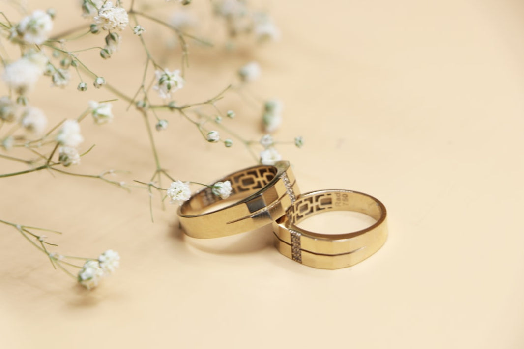 Design Your Wedding Band Without the Stress