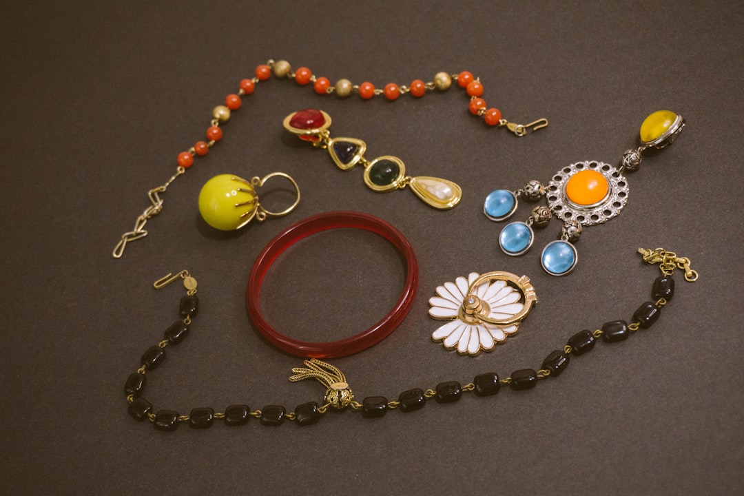 Jewelry Taglines That Sparkle and Sell