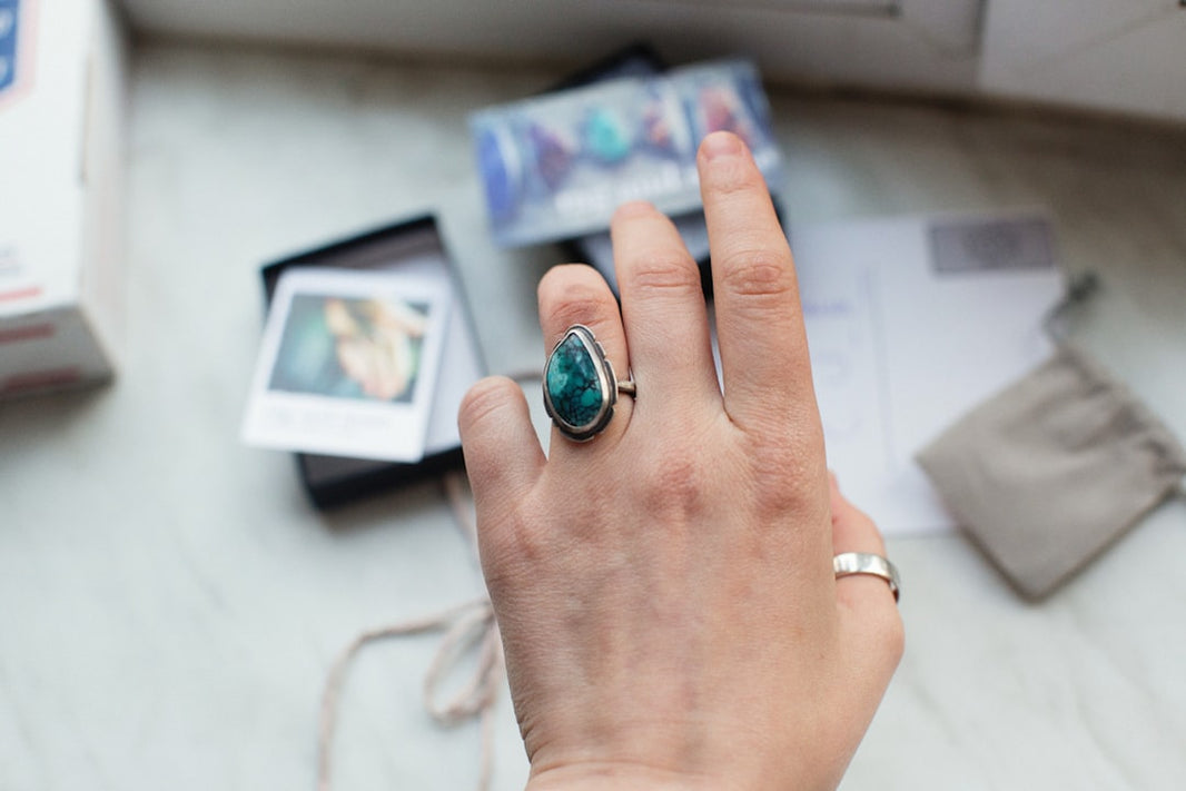 How to Keep Jewelry Lovers Coming Back After the First Buy